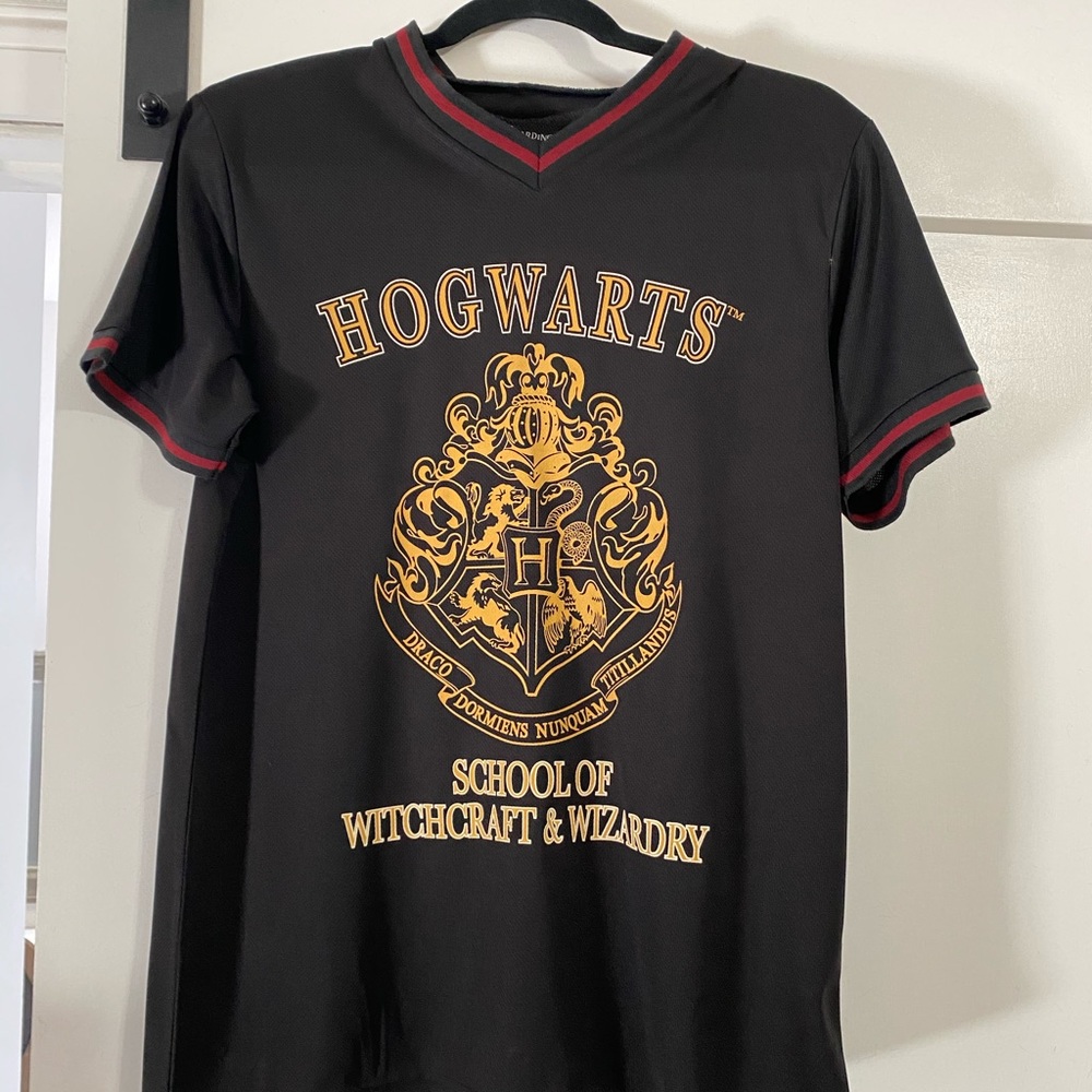 Hogwarts Jersey Tee